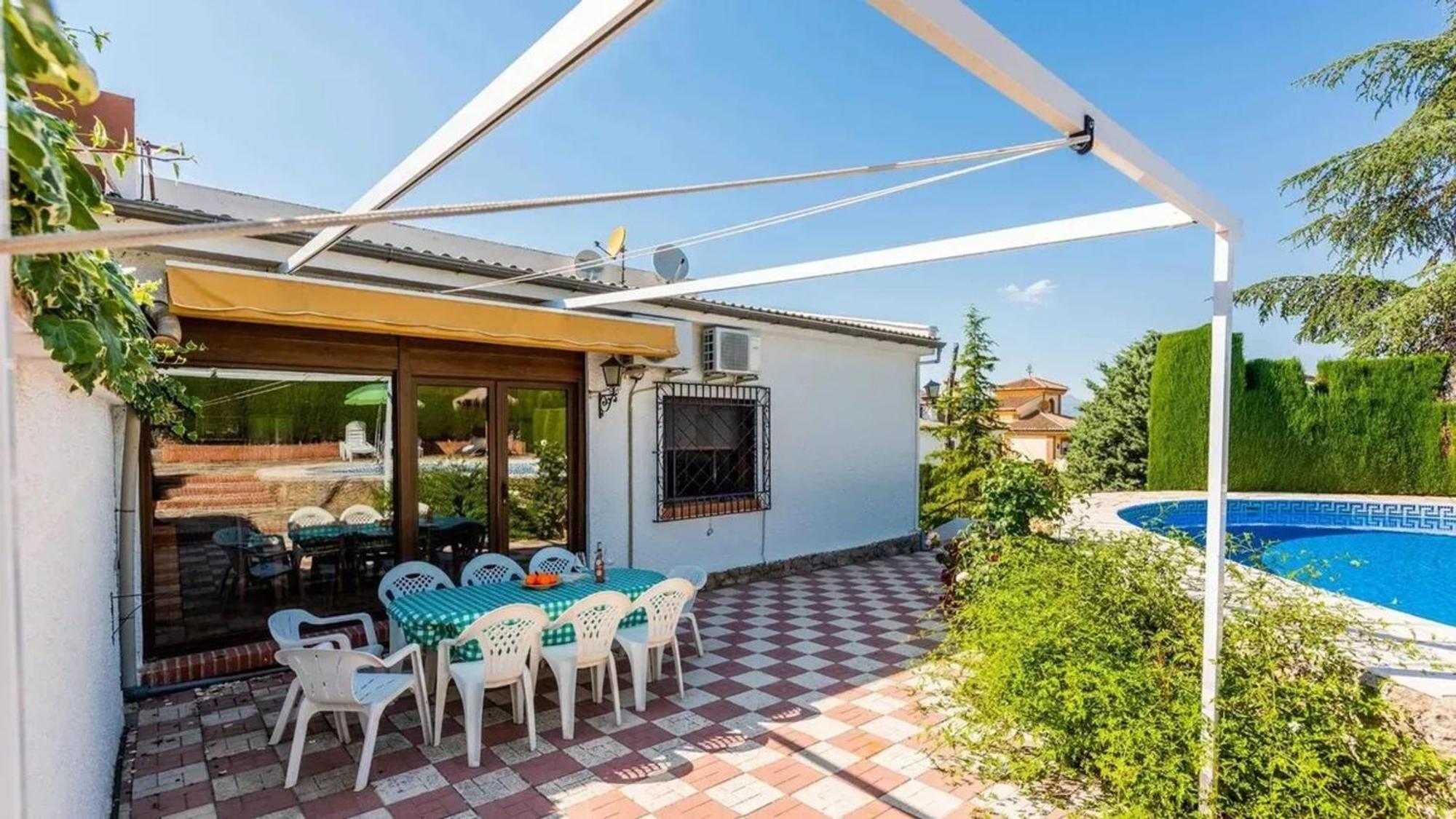 Spacious Villa With Private Pool In โมนาชิล ภายนอก รูปภาพ